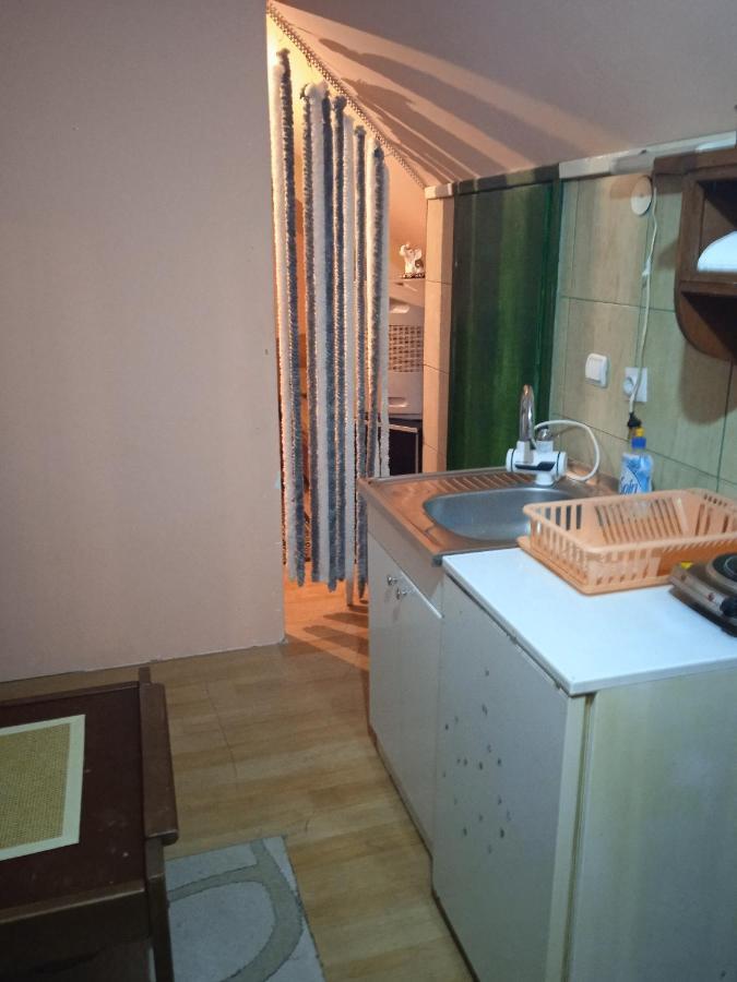 Holiday Home Vila Milka Kremna Exterior foto