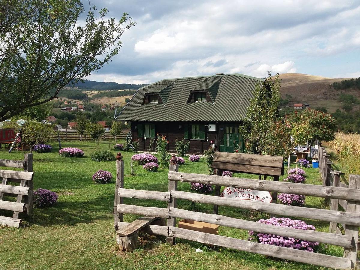Holiday Home Vila Milka Kremna Exterior foto